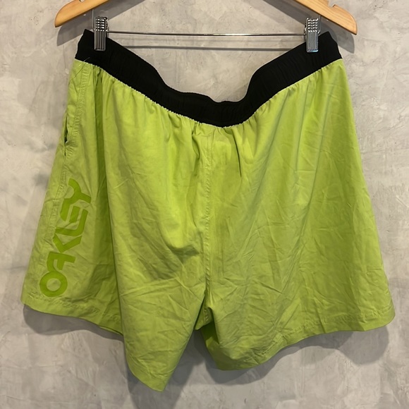 NWT Oakley Mark II Volley 16 Swim Shorts, Lime Green, Size XXL - Picture 9 of 9